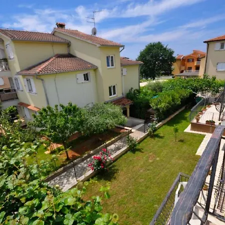 Ana M Apartments Novigrad  Exterior photo